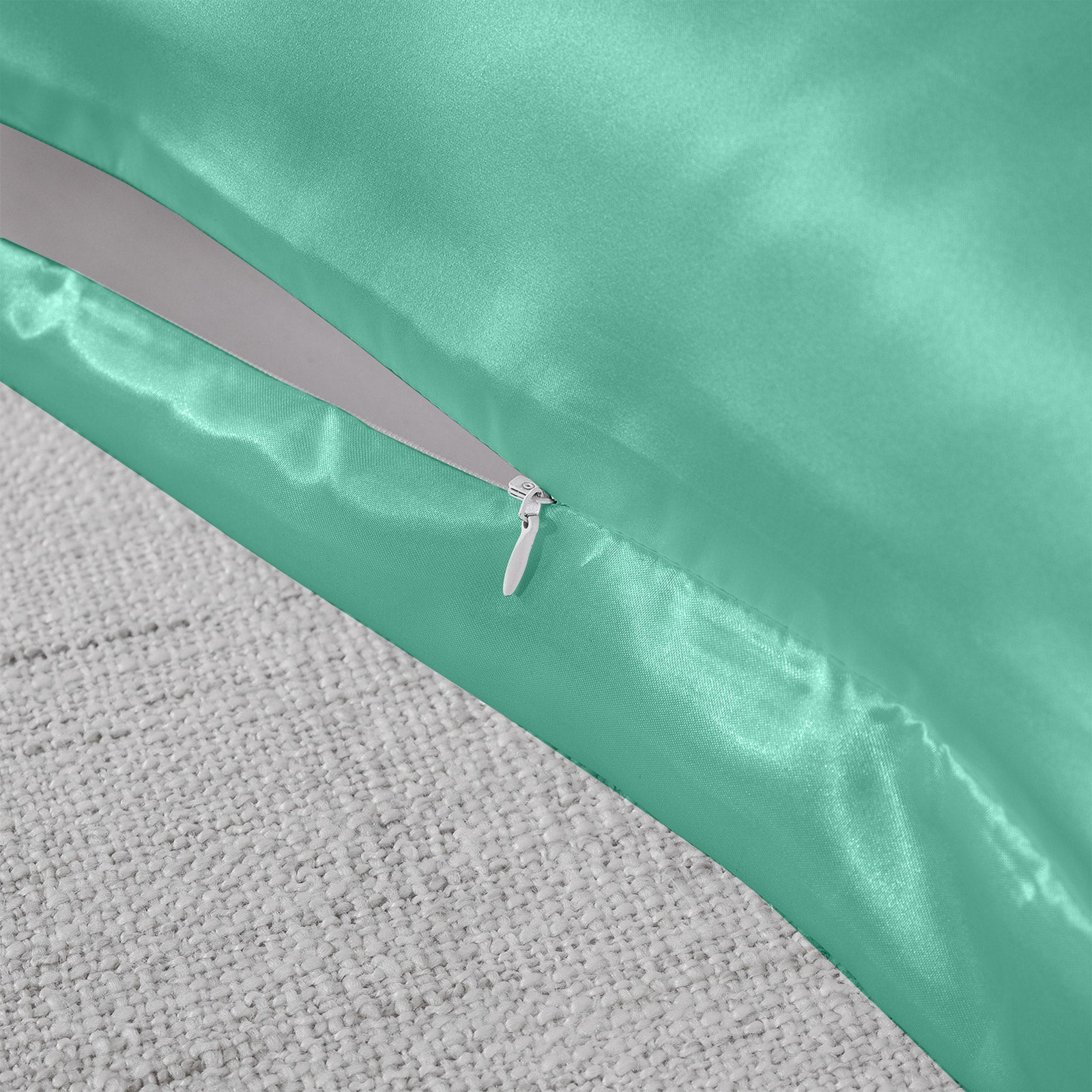 Royal Comfort Mulberry Soft Silk Hypoallergenic Pillowcase Twin Pack 51 x 76cm - Mint V160-204375