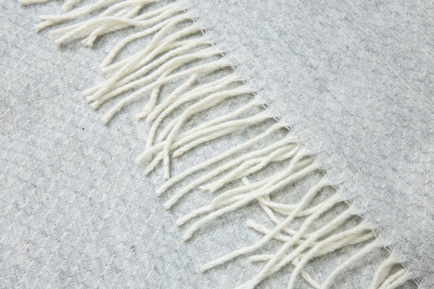 Chiswick Throw - Merino Wool/Cashmere - Light Grey V164-CH15
