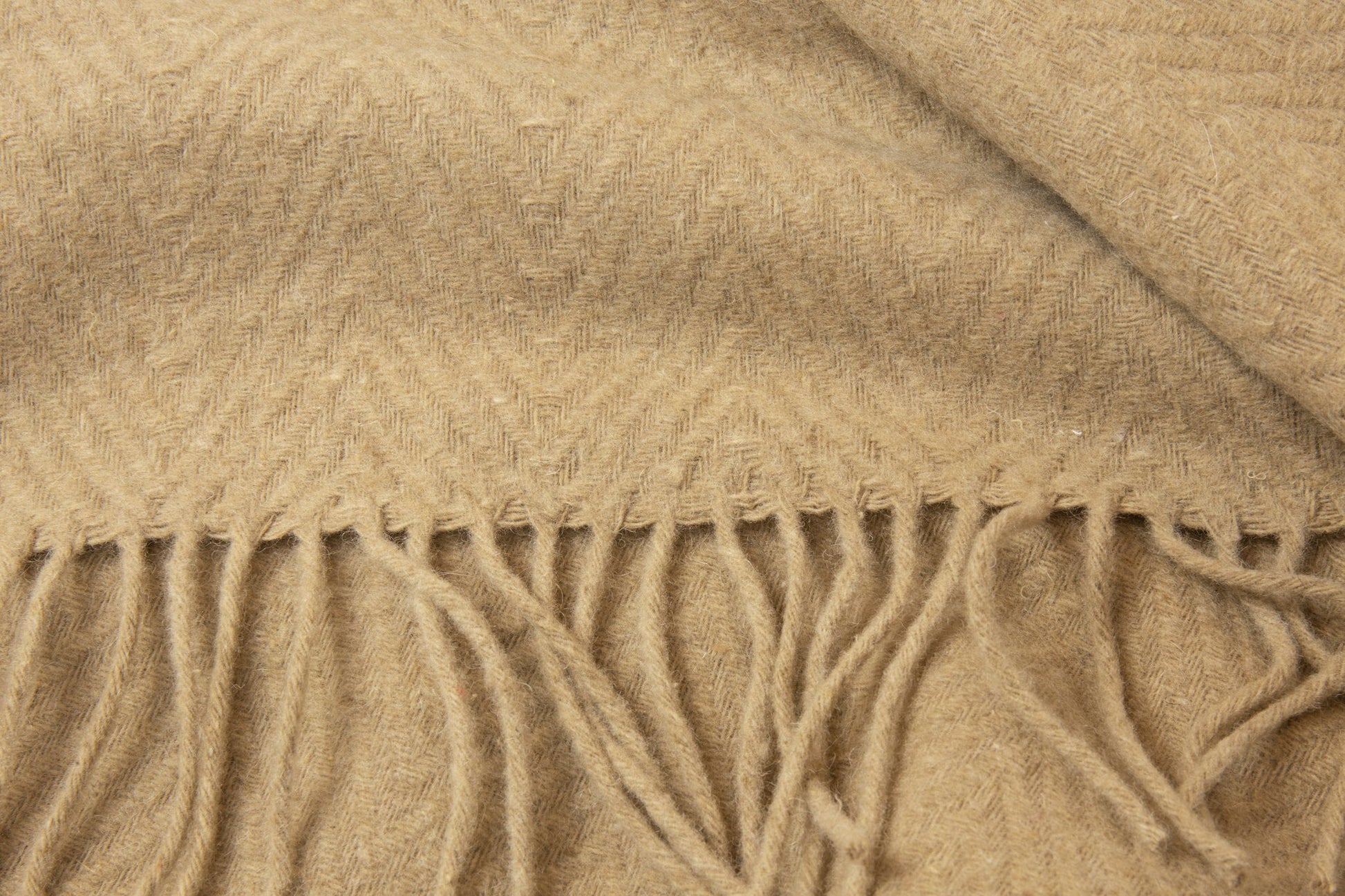 Hampton Throw - Merino Wool Blend - Camel V164-HA10