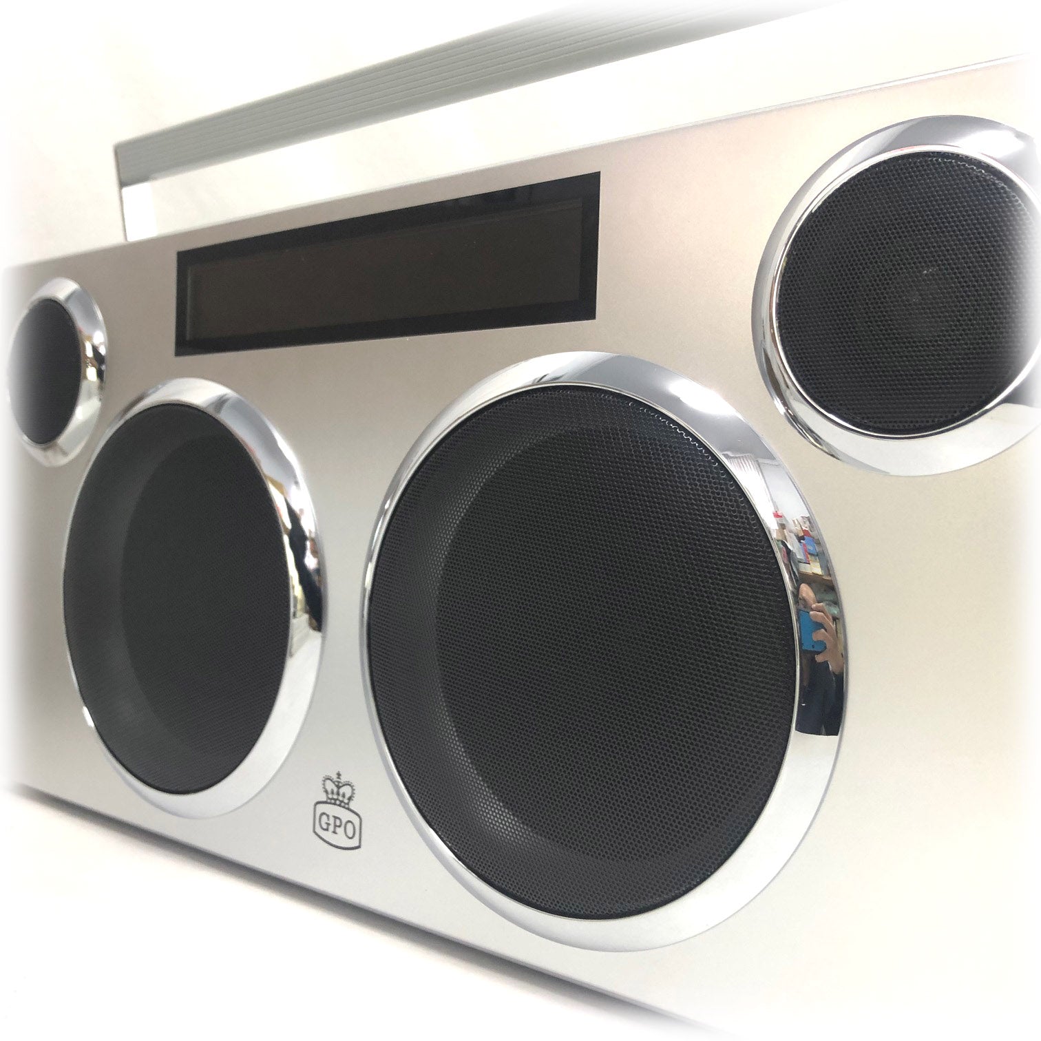 GPO Manhattan Retro Boombox Style Bluetooth Party PA Speaker Portable V185-GPO928