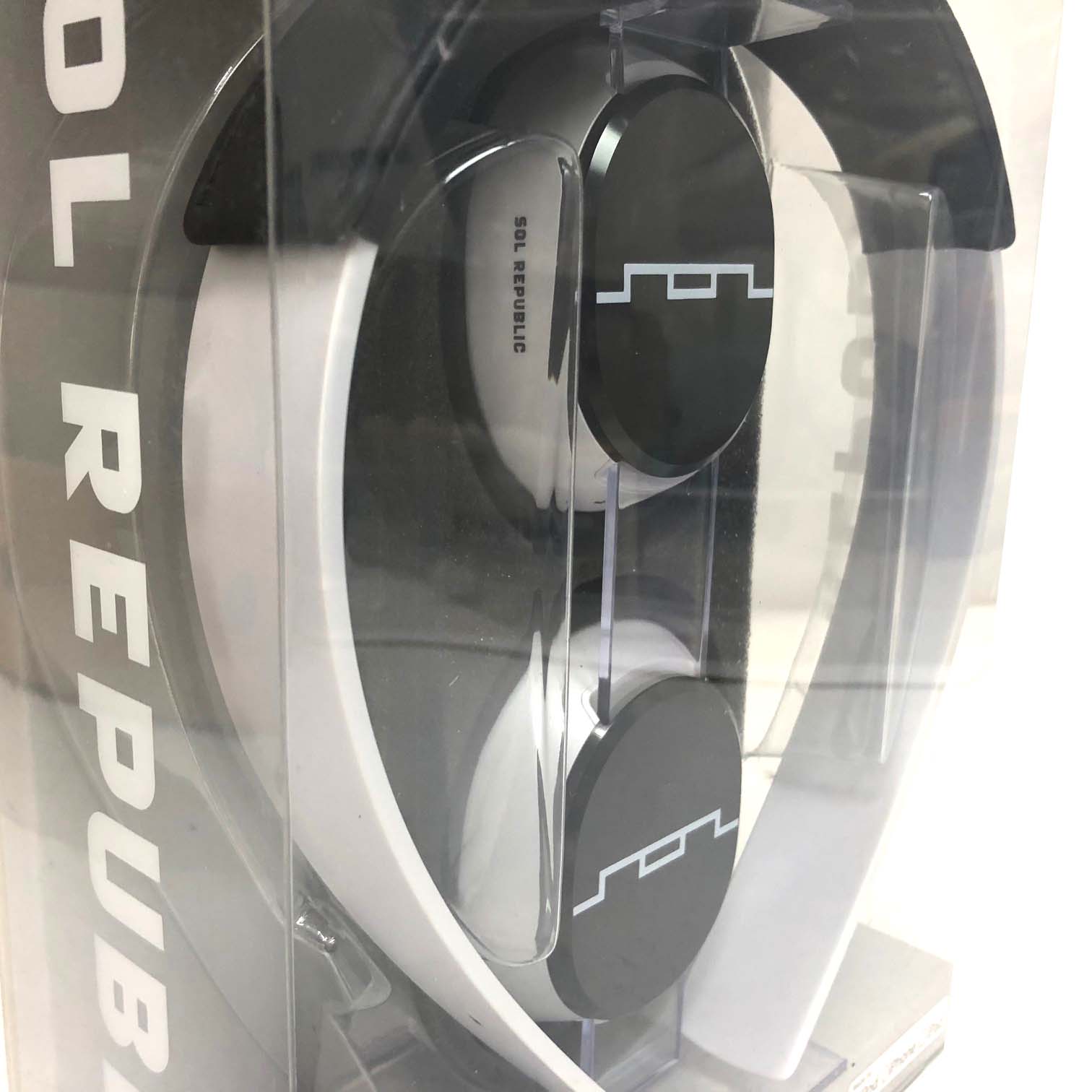 SOL Republic Master Tracks X3 Over-Ear Headphones Wired White V185-WHT1601-32