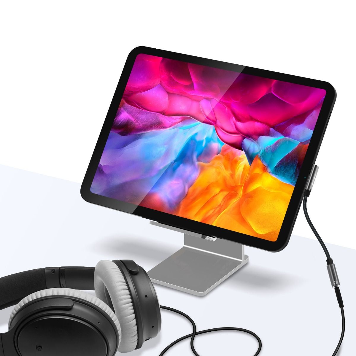 mbeat Elite USB-C to 3.5 Audio Adapter - Space Grey V186-MB-XAD-C35AUX