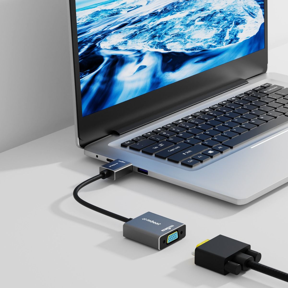 mbeat Tough Link HDMI to VGA Adapter V186-MB-XAD-HDVGA