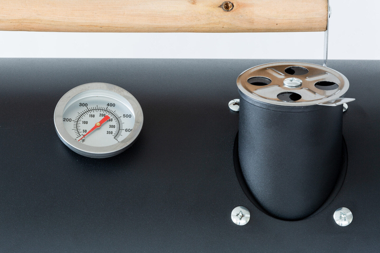 Charcoal Grill with Chimney and Temperature Gauge V196-BQ250