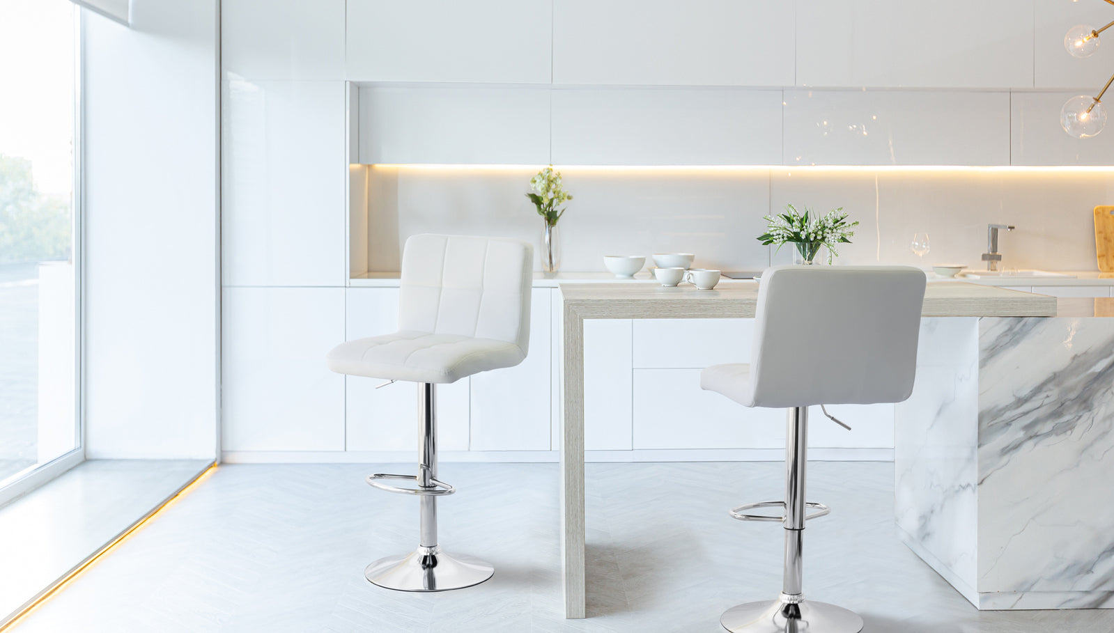 2 Tall Back Paddled Leather Barstools (White), 90-110cm V196-BS521W