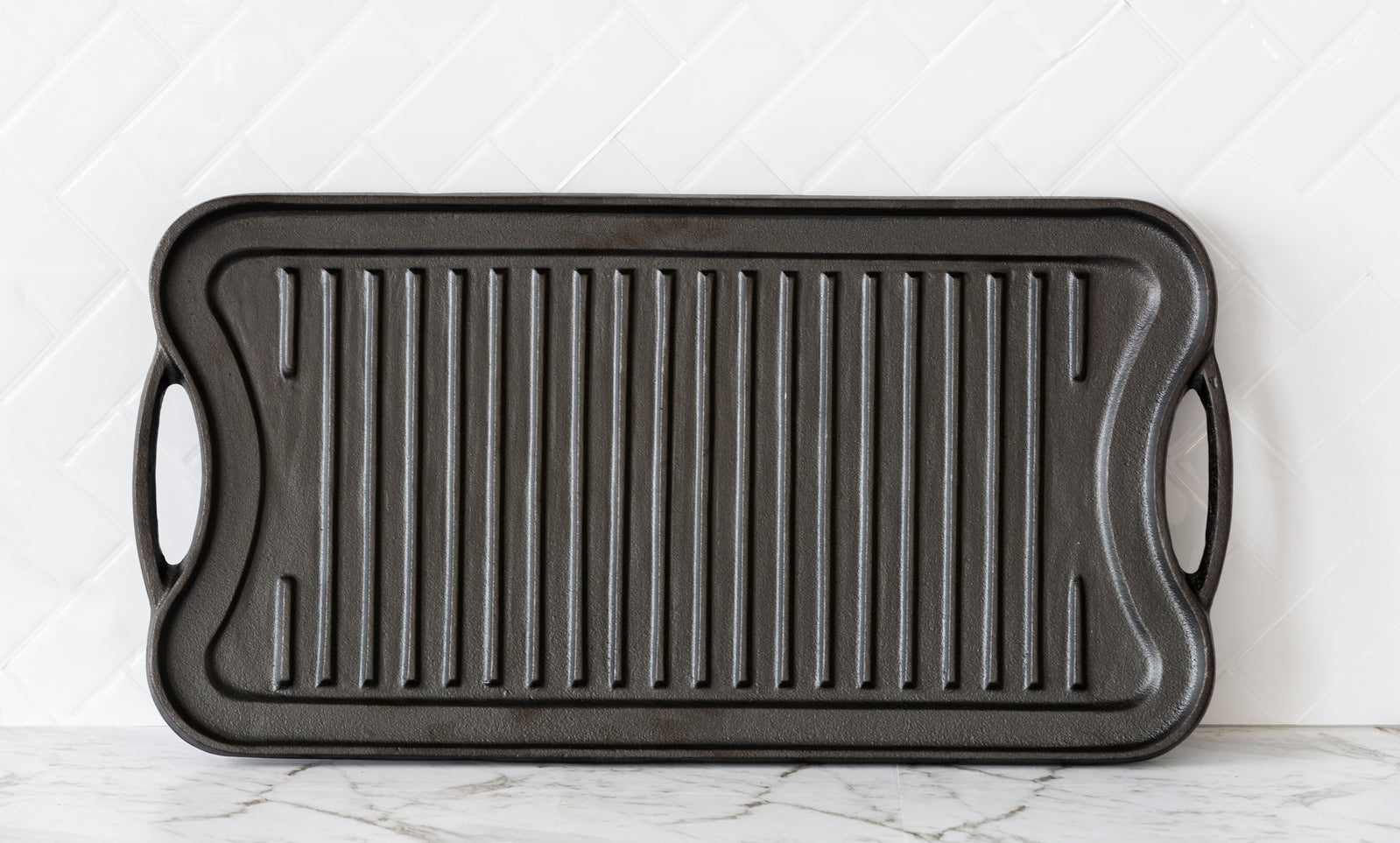 Oil-seasoned Ready to use 50.7x25.8cm Reversible Cast Iron Grill - Black V196-CIGP05