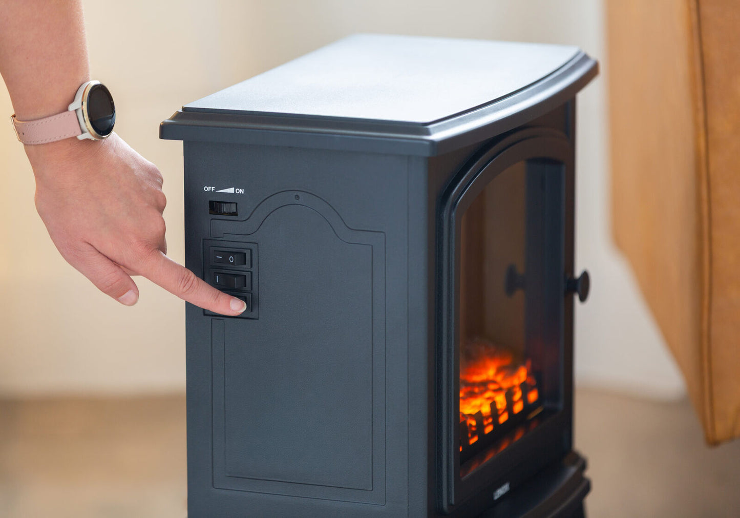Electric 1000W to 2000W Fireplace Heater with Realistic Log Flame Display V196-LF190