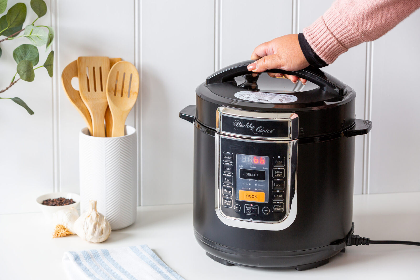 6L Ceramic Coated, PFAS Free Automatic Pressure Cooker V196-PC710S