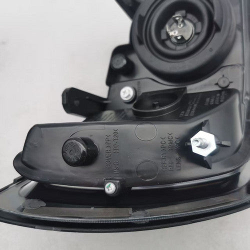 Front Left&right Side Headlight For Kubota M6040 / M7040 / M8540 / M9540 / M108S V201-3C081-75713