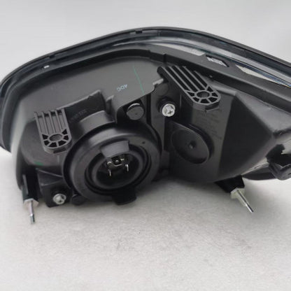Front Left&right Side Headlight For Kubota M6040 / M7040 / M8540 / M9540 / M108S V201-3C081-75713