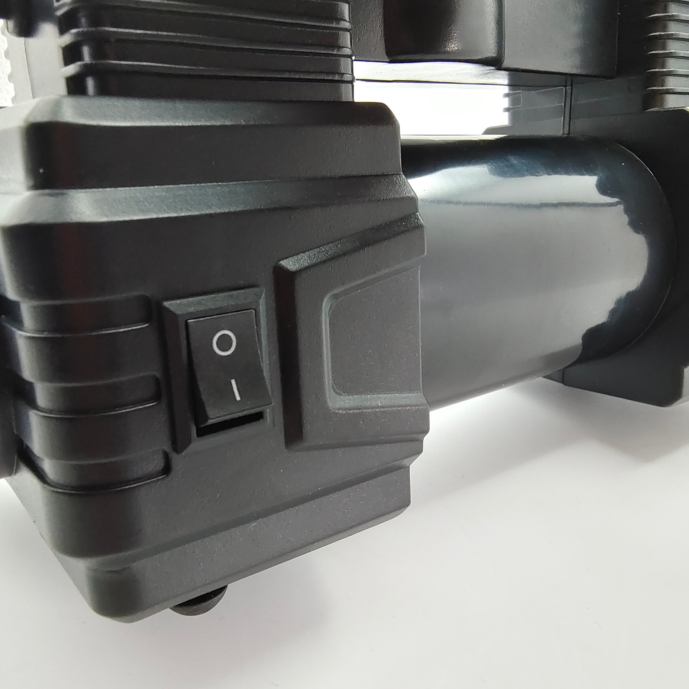 12V Car Air Compressor Pump Tyre Deflator Inflator 120PSI Portable 4WD Truck AU V201-PUMP2200BL8AU