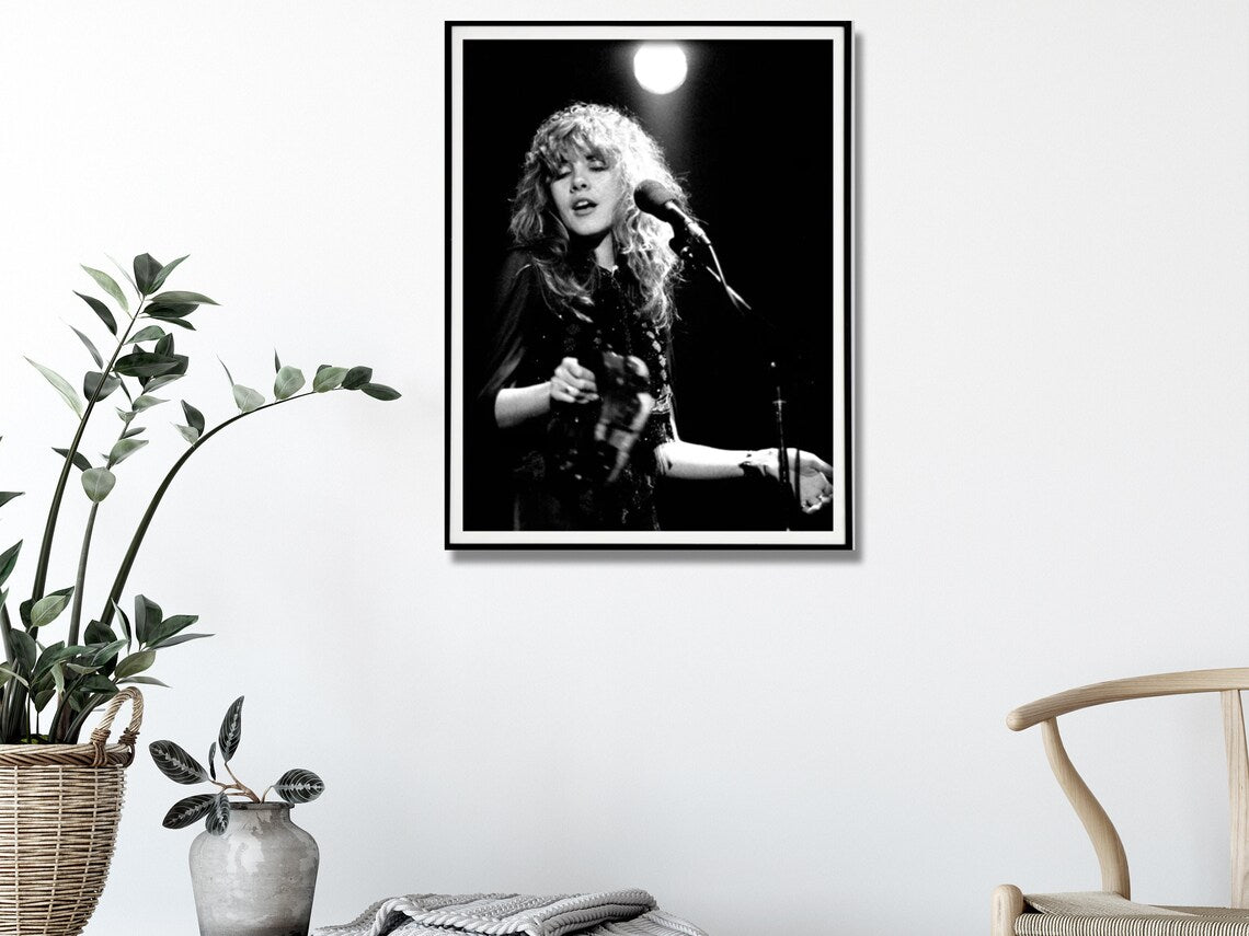 Wall Art 60cmx90cm Young Stevie Nicks in Concert Poster, Black Frame Canvas V207-2252-004