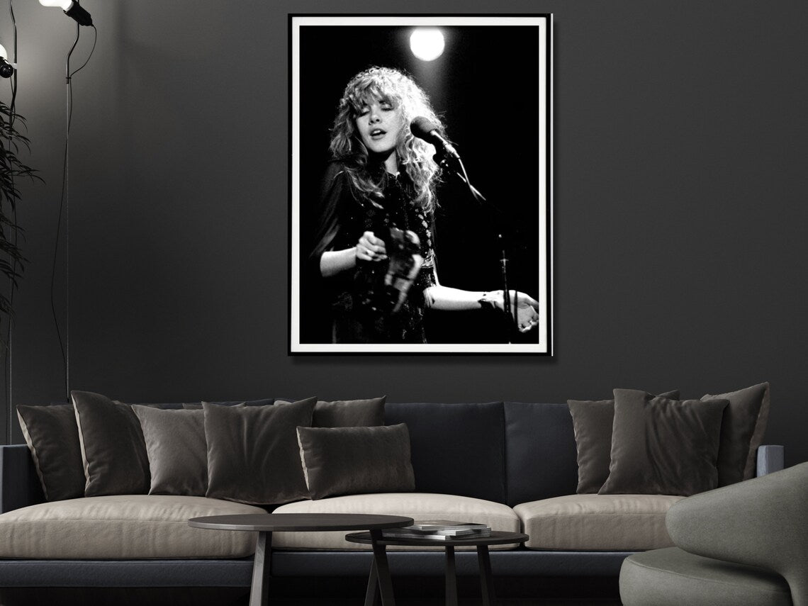 Wall Art 60cmx90cm Young Stevie Nicks in Concert Poster, Black Frame Canvas V207-2252-004