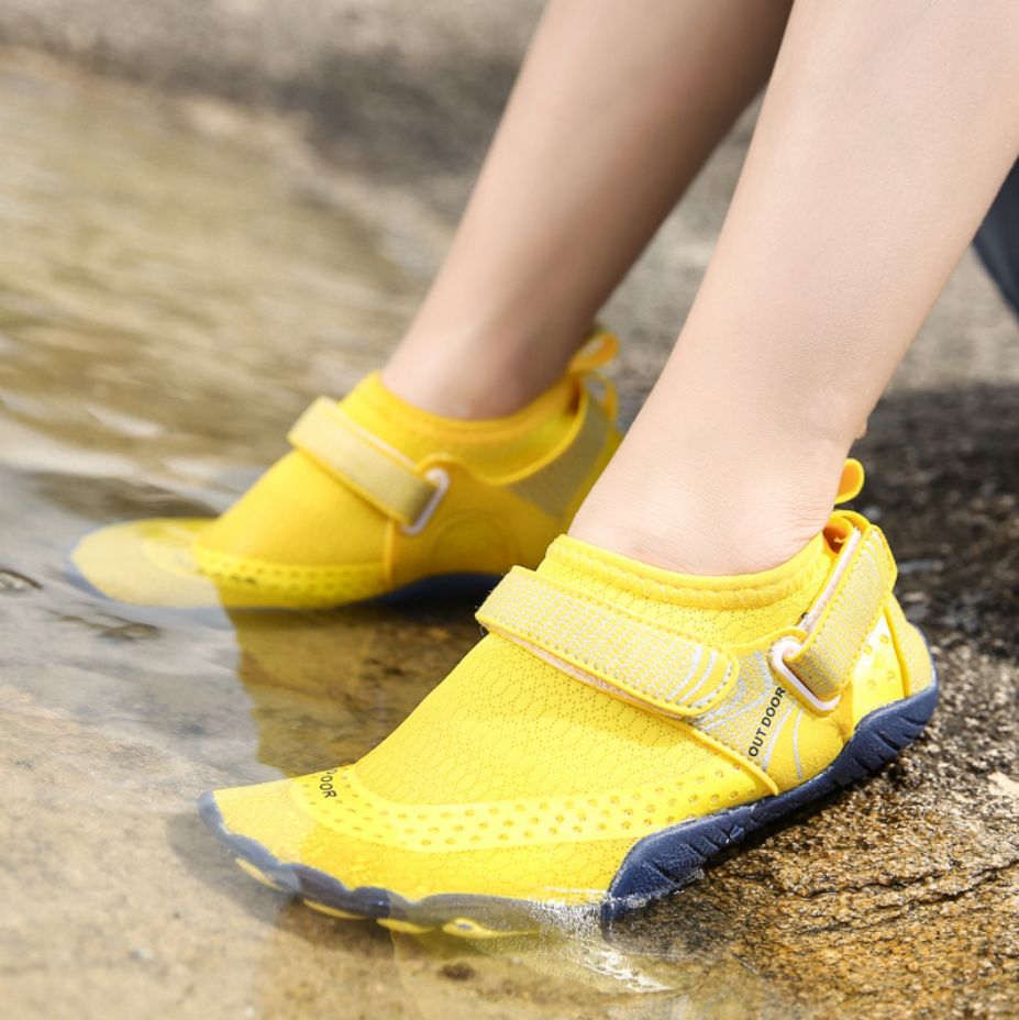 Women Water Shoes Barefoot Quick Dry Aqua Sports Shoes - Yellow Size EU39 = US6 V213-01WS-A-G-YLW39