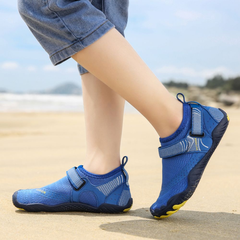 Kids Water Shoes Barefoot Quick Dry Aqua Sports Shoes Boys Girls - Klein Blue Size Bigkid US4 = EU36 V213-04WS-A-K-NKLBLU4