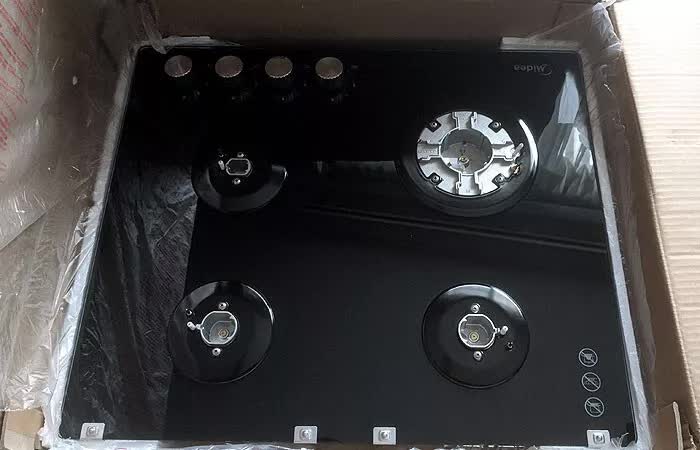 Gas Glass Cooktop 60cm Black V214-MCG601GBL
