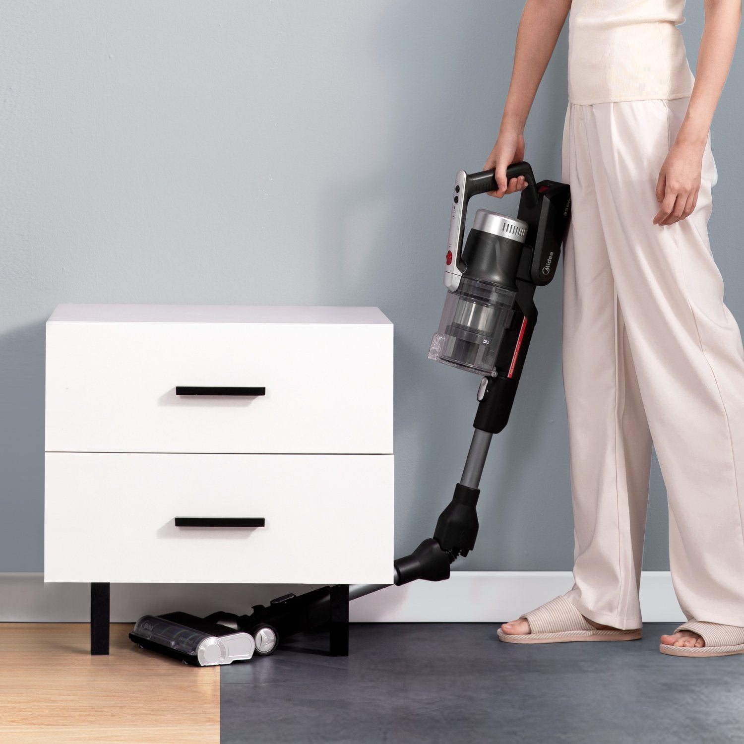 Midea P7 BLDC Stick Vacuum | Flexi Tube V214-MPO7AUBK