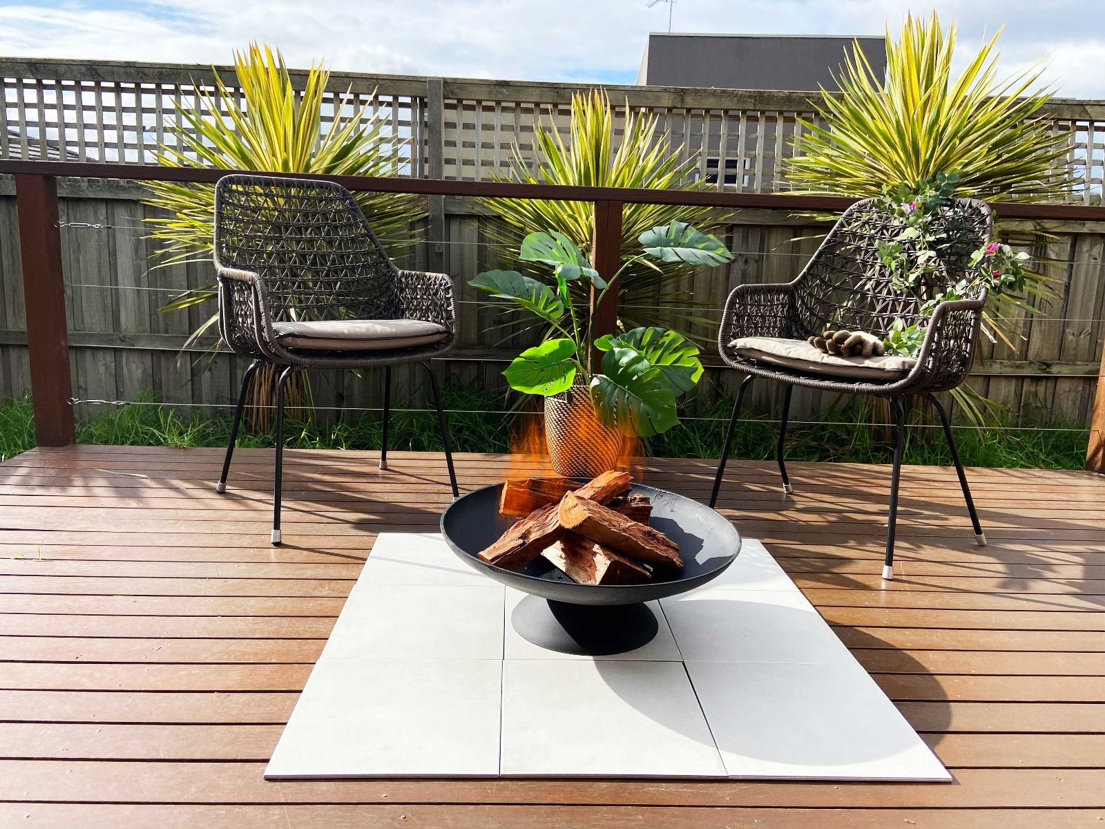 Black Lassen Cast Iron Fire Pit V231-CHIM-F9-59