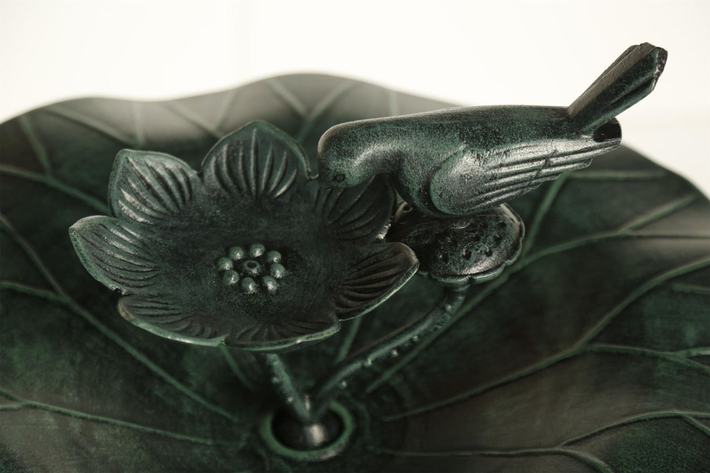 Lotus bird bath Dark Green V231-CR-802-DARK-GREEN