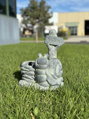 Welcome Snail Planter V231-MP-117