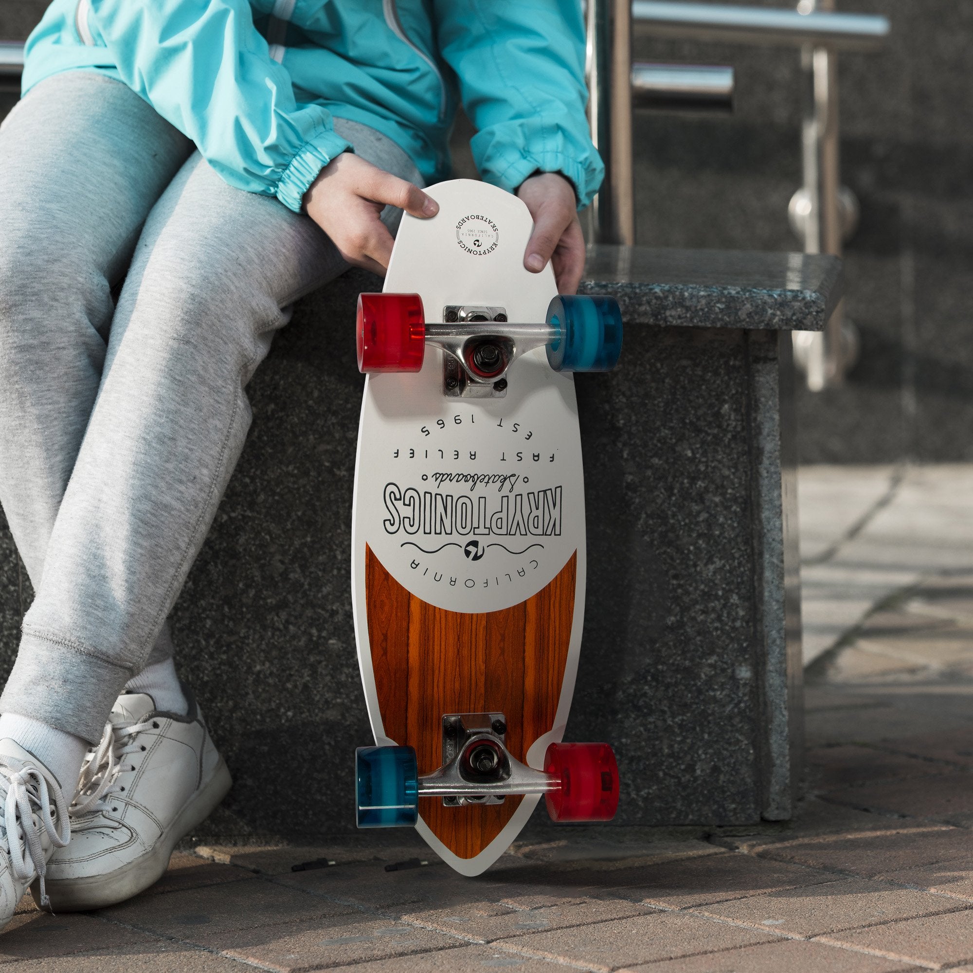 Bravo Sports Kryptonics 23-inch Mini Fat Cruiser Board In Liberty Blue V240-BS-165602
