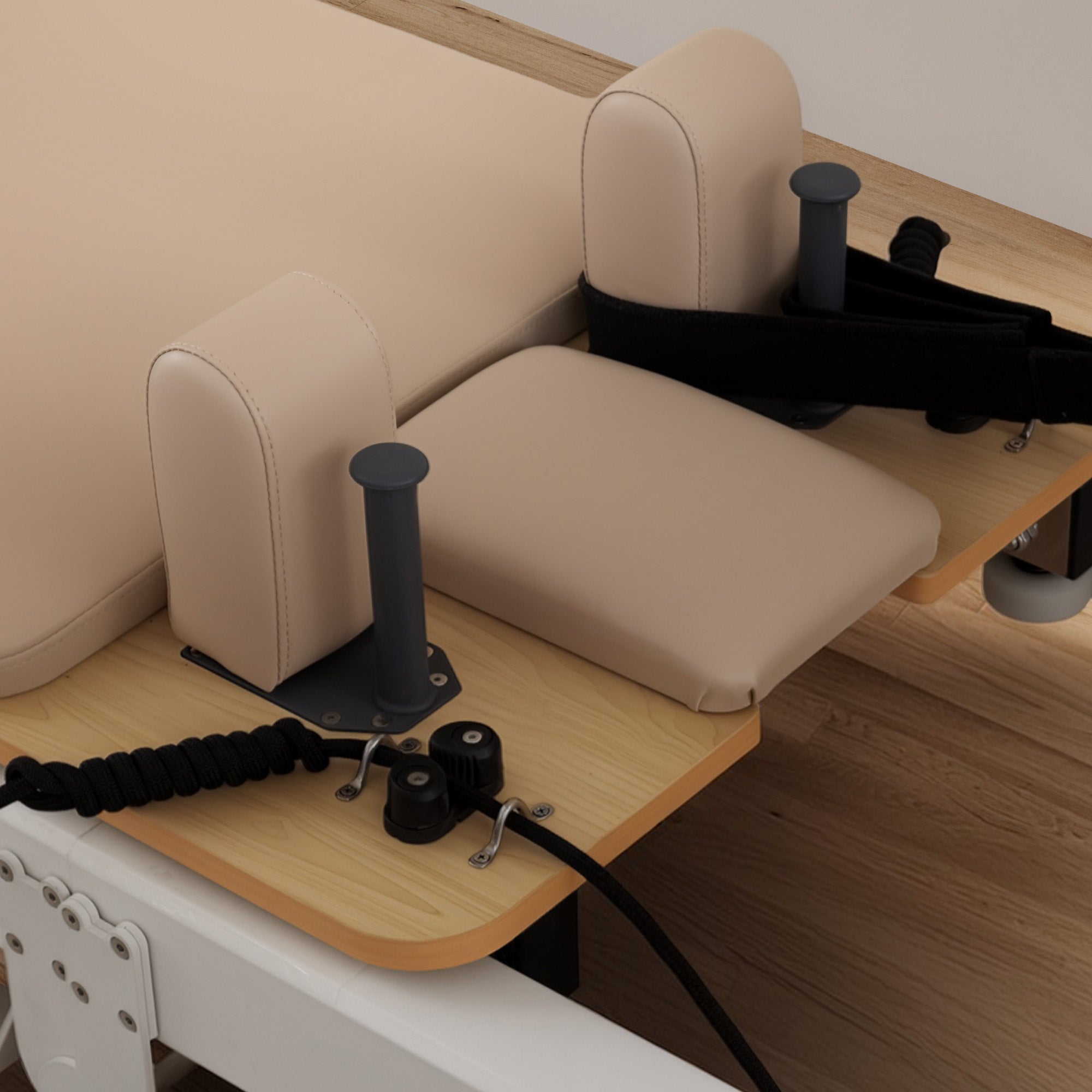 Powertrain Velora Beige Aluminium Foldable Pilates Board Reformer Multifunctional Core Exercise Set Ab V240-PLT-JYI-F5A-BE