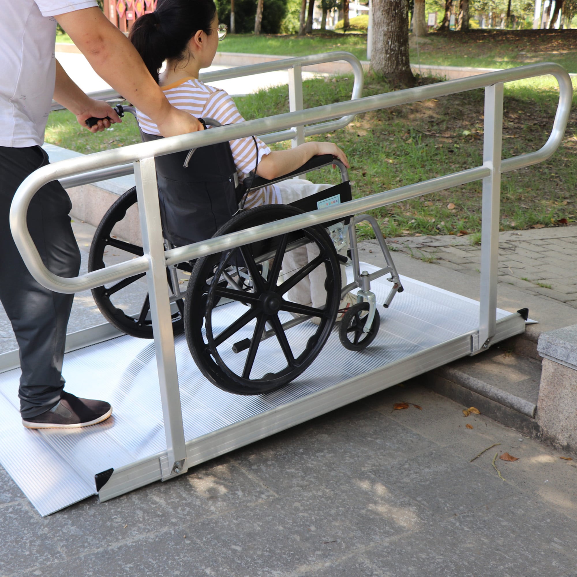 Kartrite 6ft Portable Aluminium Mobility Threshold Access Wheelchair Ramp w/ Handrails V240-WCR-01H-6FT-HND