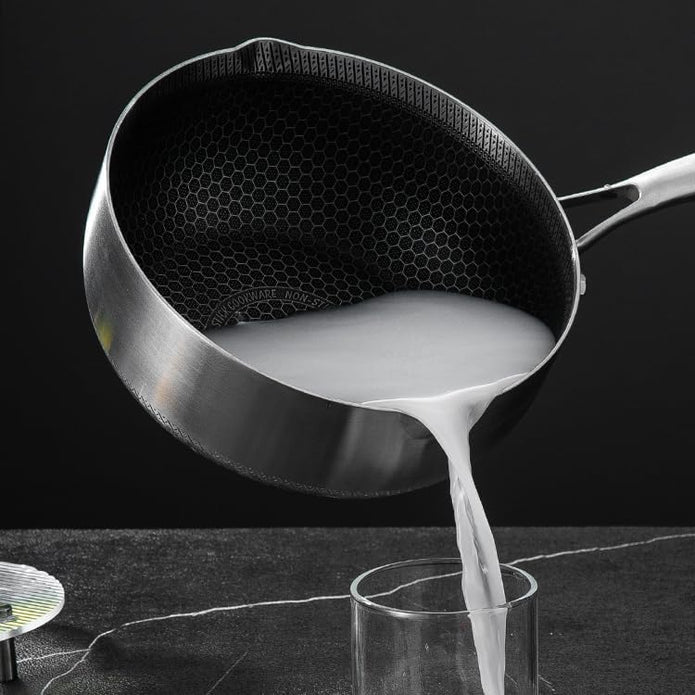 20cm 316L Stainless Steel Saucepan Compound Steel Honeycomb Nonstick Sauce Pan with Glass Lid 2.2L Pot V255-20CMMILKPOT