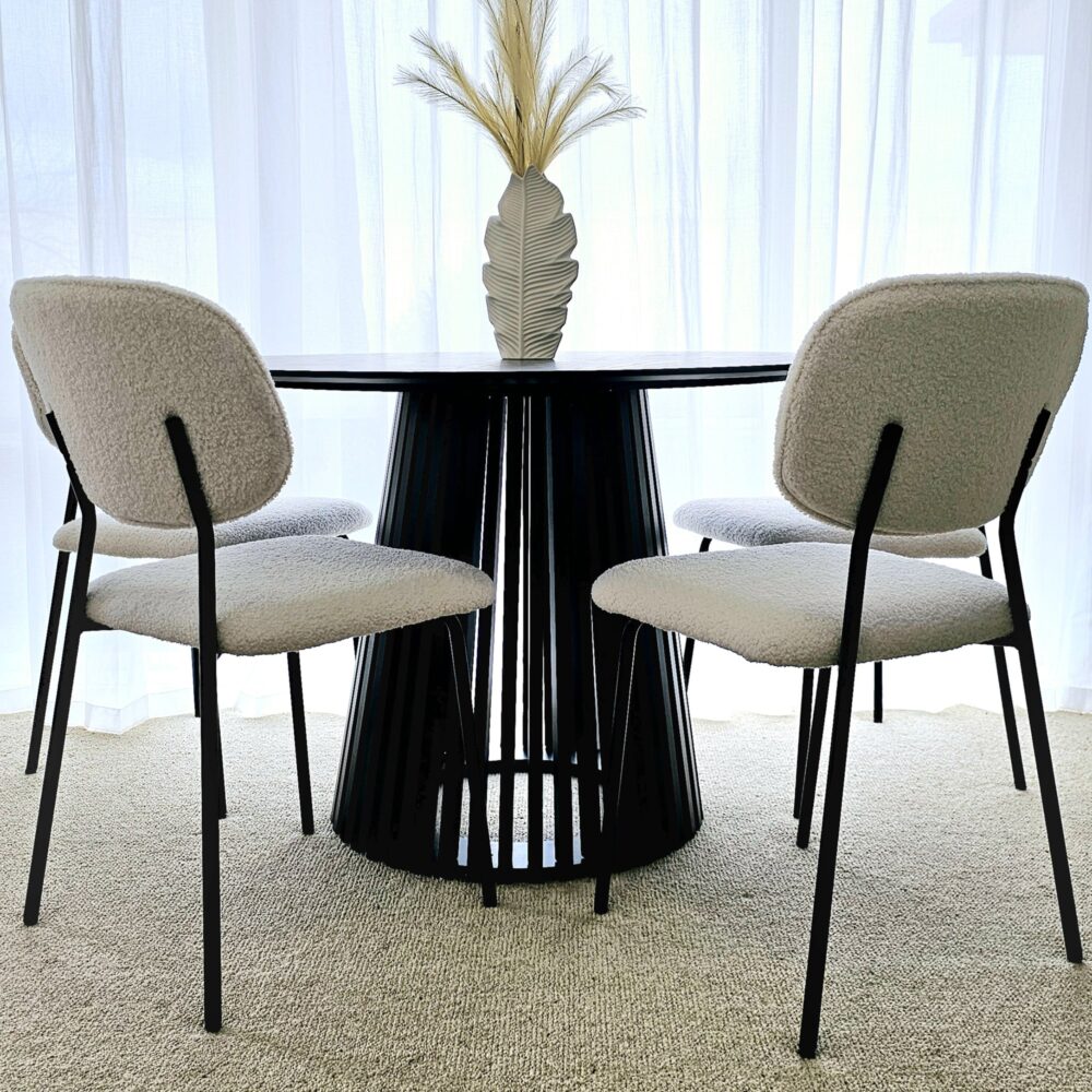 Palmer Sleek Silhouette Dining Table V264-DNT-421C-BLK-11M