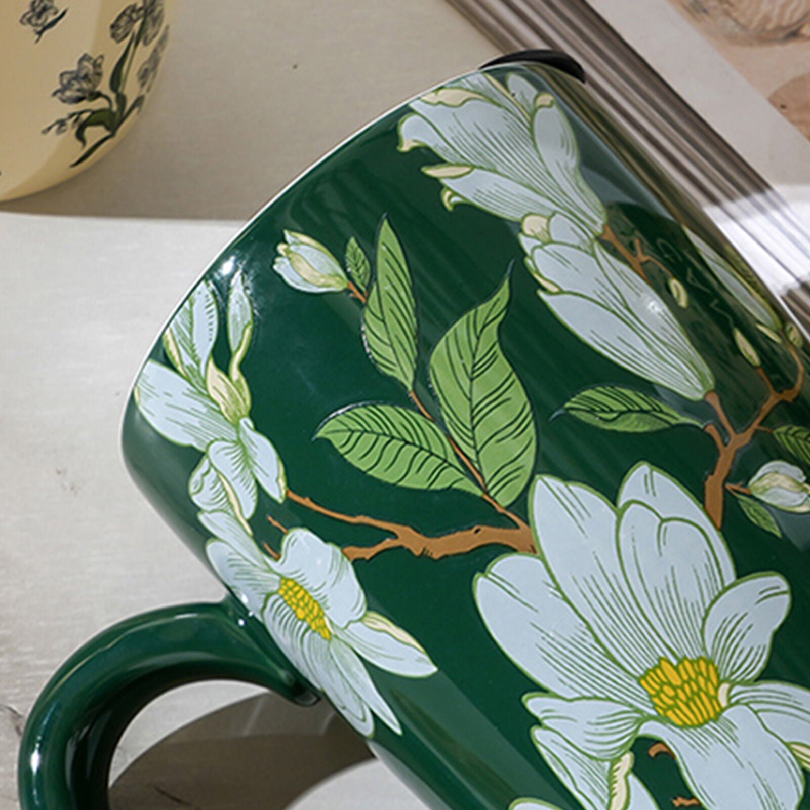 2X High-Fired Ceramic Porcelain Mug with Travel Lid 600ml Vintage Floral GREEN V274-HA-LA-P0024820-GNYE
