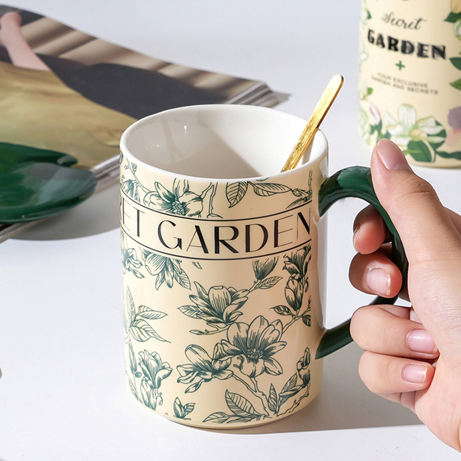 2X High-Fired Ceramic Porcelain Mug Set with Lid 400ml Vintage Floral Tea Spoon GREEN V274-HA-LA-P0024825-MUT