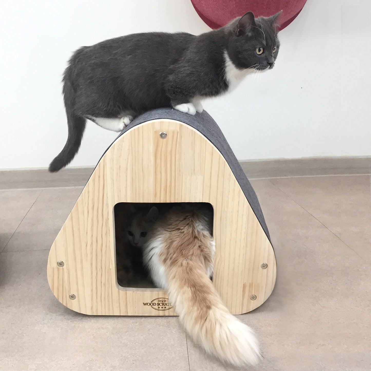 Yaomi Wood Triangle Cat Scratcher Sofa Pet Bed V274-PET-ZS-CTTRIHS