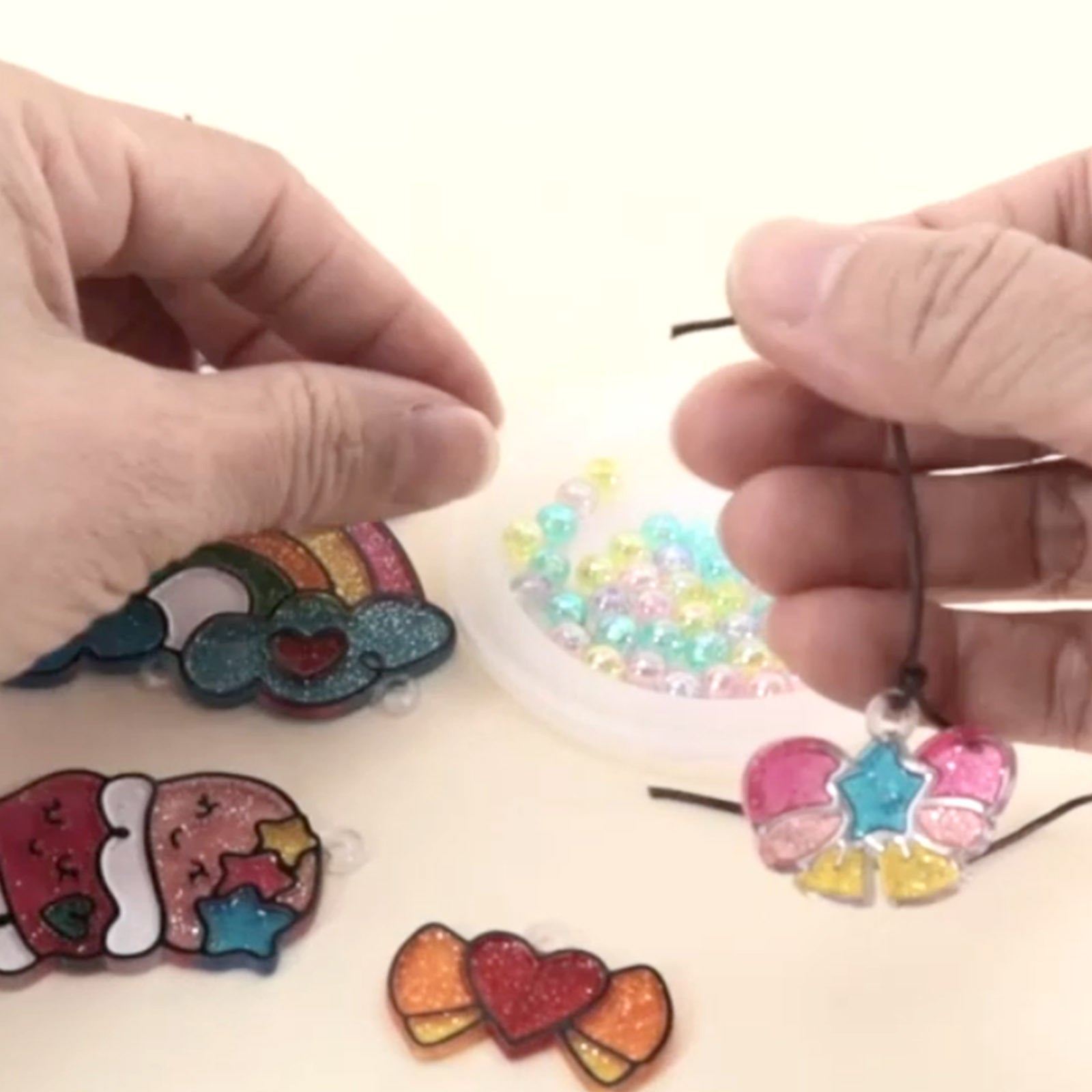 Sparkly Ornament Suncatcher - DIY for Kids Art Craft Colouring PaintingSet V274-TOY-KN-TAAC051-1