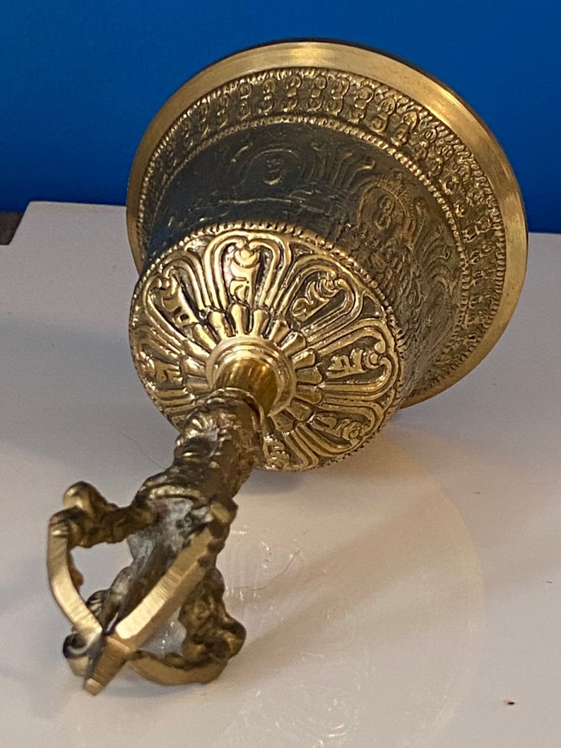 Brass Bell 6 inch Buddhist Nepal Tibetan Prayer Bell Meditation Stress Relief or Sound Therapy V277-BB6IBNTPB
