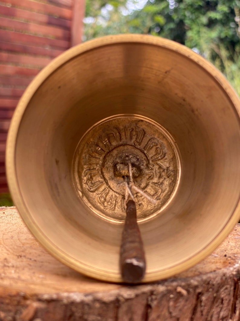 Brass Bell 6 inch Buddhist Nepal Tibetan Prayer Bell Meditation Stress Relief or Sound Therapy V277-BB6IBNTPB