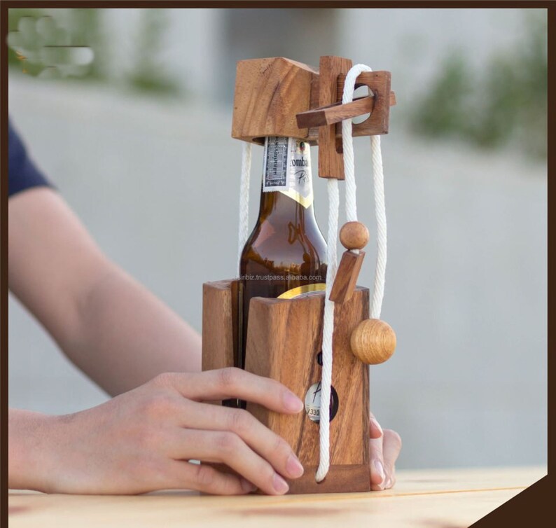 Brainteaser beer bottle mystery lock puzzle- open the lock before you can have a drink! Great party gift V277-BBBMLP