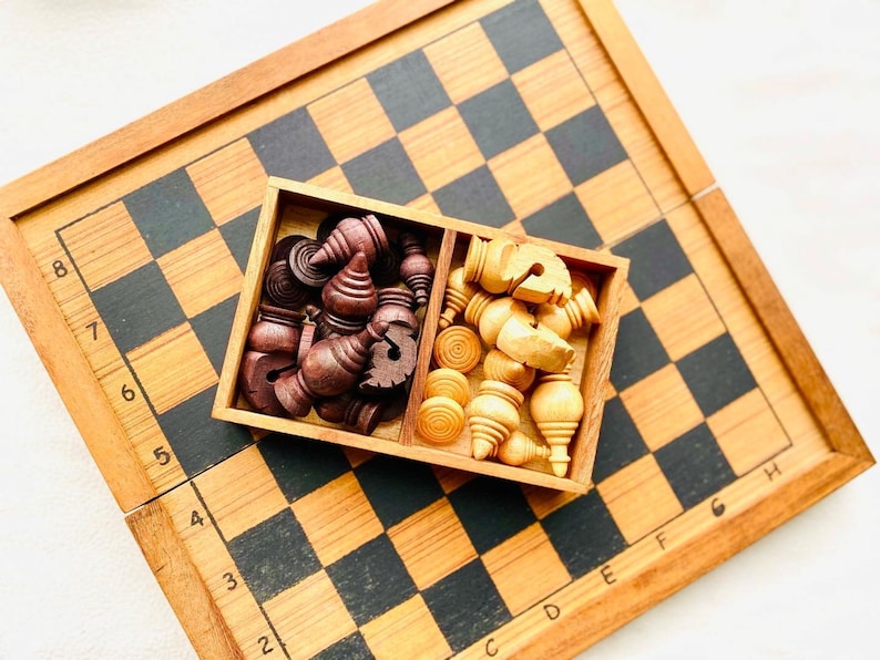 Mothers day gift Wooden Makruk traditional Thai Chess Set V277-MDGWMTTC