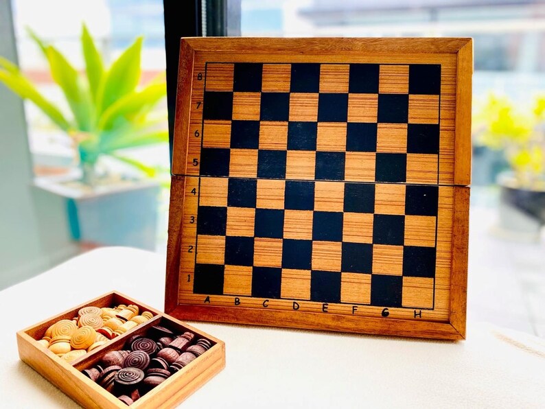 Mothers day gift Wooden Makruk traditional Thai Chess Set V277-MDGWMTTC