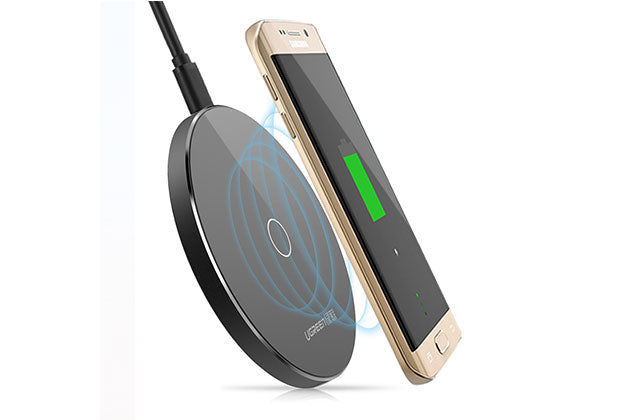 UGREEN Qi Wireless 10W Fast Charger (30570) V28-ACBUGN30570