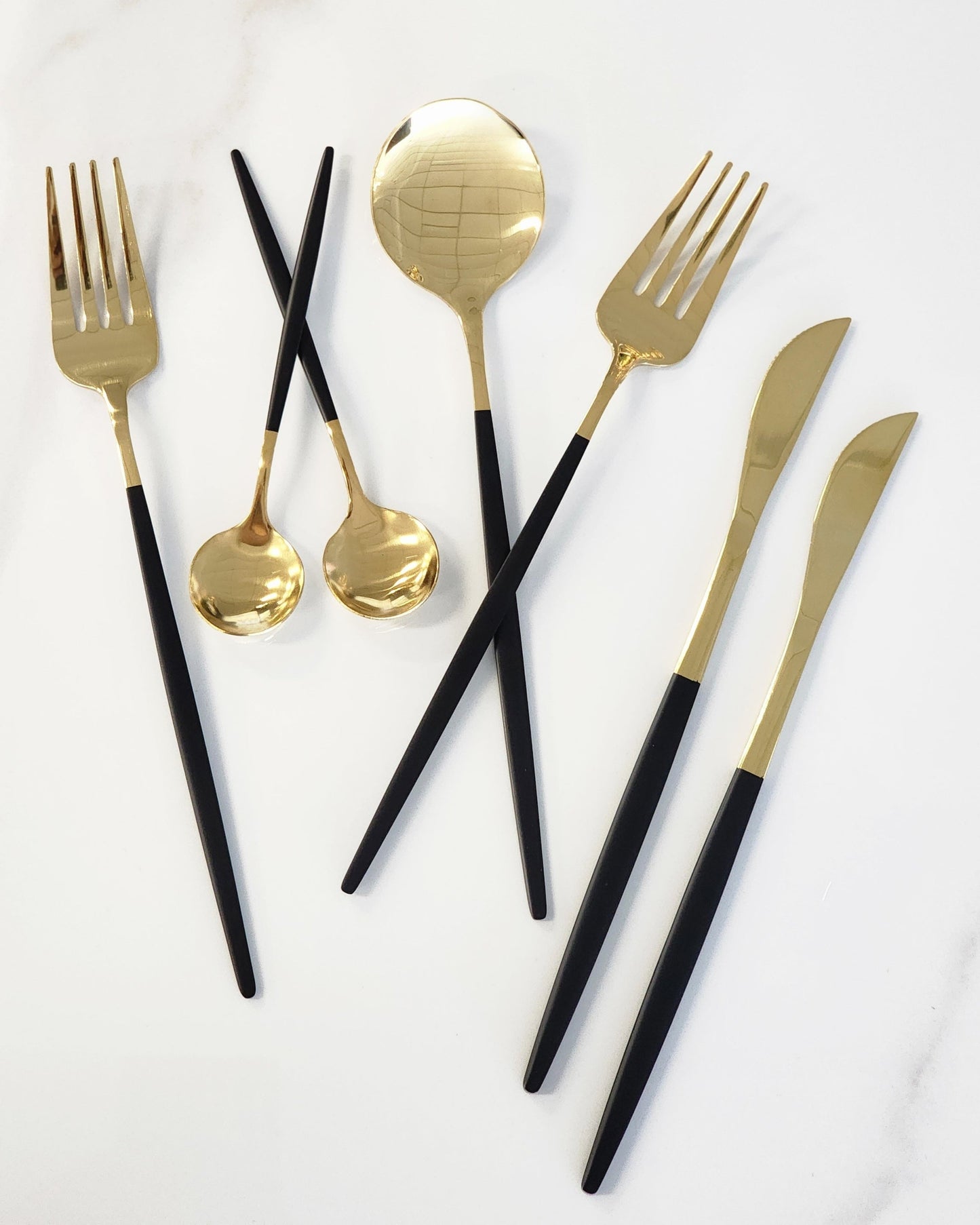Deluxe Cutlery Set - Black & Gold V292-HD-CUTLERY-KEILY-TBLSPOON-GOLD
