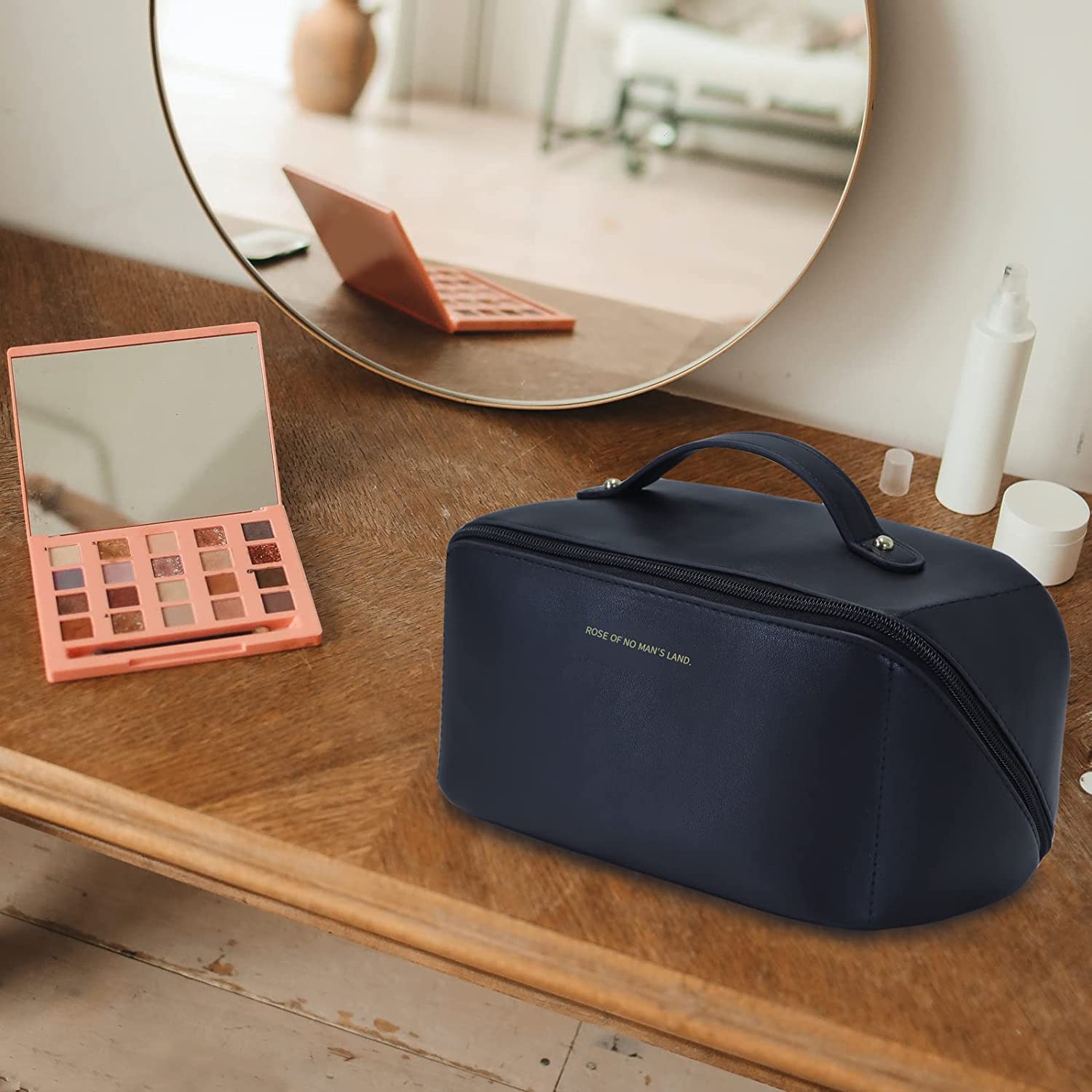 Large Travel Cosmetic Bag Portable Make up Makeup Bag Waterproof PU Leather Storage Black V324-MKBAG-BK