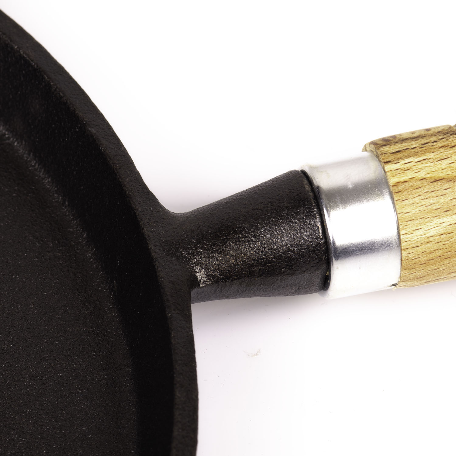 Pre-Seasoned 26cm Cast Iron Fry Pan Cookware Heat-Resistant Wooden Handle V324-WD-FRYPAN26CM