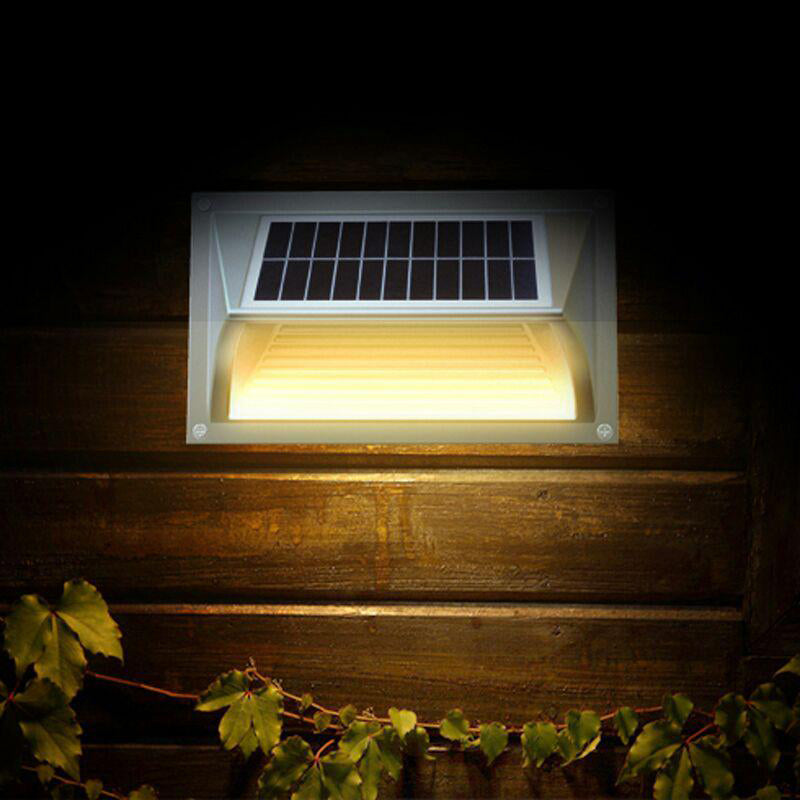 Solar Step Light - Warm White with Silver Case V341-SSGL-03