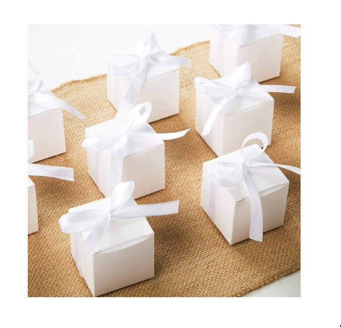 100 Pack of White 5cm Square Cube Card Gift Box - Folding Packaging Small rectangle/square Boxes for Wedding V382-100WHBXCUBE5X5XX5