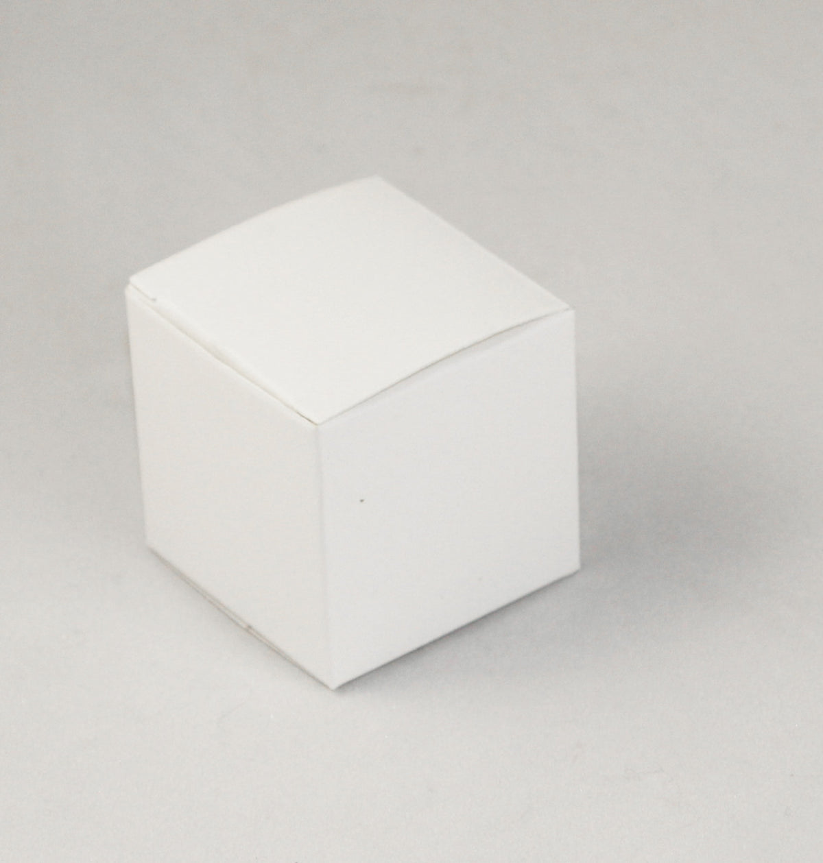 50 Pack of White 5cm Square Cube Card Gift Box - Folding Packaging Small rectangle/square Boxes for Wedding V382-50WHBXCUBE5X5XX5