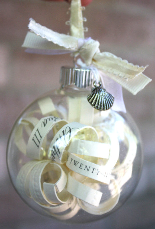 4 x Glass Bauble 8cm Diameter Round Clear with Silver Cap - table or tree centrepice personal memory theme V382-BAUBLE8CMX4