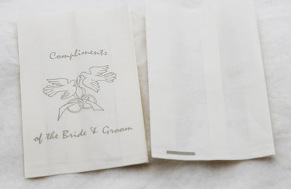 100 Pack Wedding Cake Bags Greaseproof Wax Paper Slice Take Home Favour Silver Doves V382-CAKEBAG100DOVES
