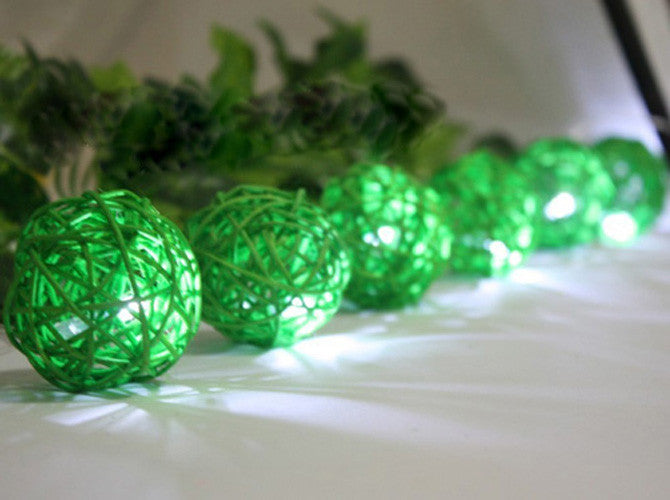 1 Set of Green 5cm Rattan Cane 20 Ball Battery Powered 3m String Lights Christmas Gift Home Wedding Party V382-GREENRATTBALLBATT20