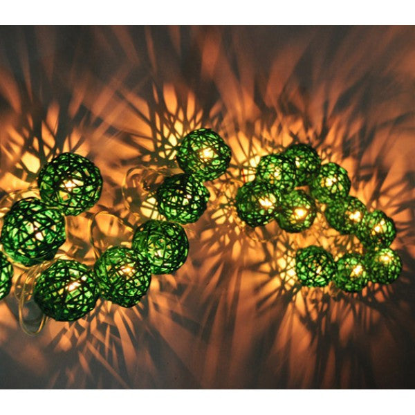 1 Set of Green 5cm Rattan Cane 50 Ball Battery Powered LONG 5m String Lights Christmas Gift Home Wedding V382-GREENRATTBALLBATT50