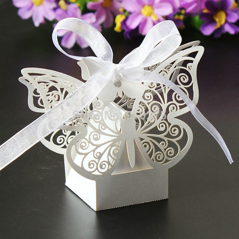 100 Piece Pack - Ivory Cream Butterfly Wedding Engagement Party Bomboniere Favour Lolly Gift Almond Card Box V382-IVORYBTTRFYBOX100